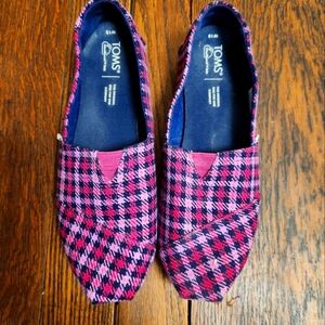TOMS pink herringbone women's Sz 10 canvas shoes